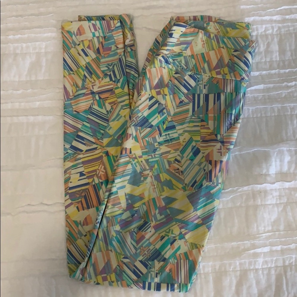 OS Lularoe leggings
